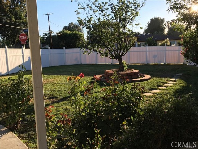 Photo of 5904 topeka dr, Tarzana, CA 91356