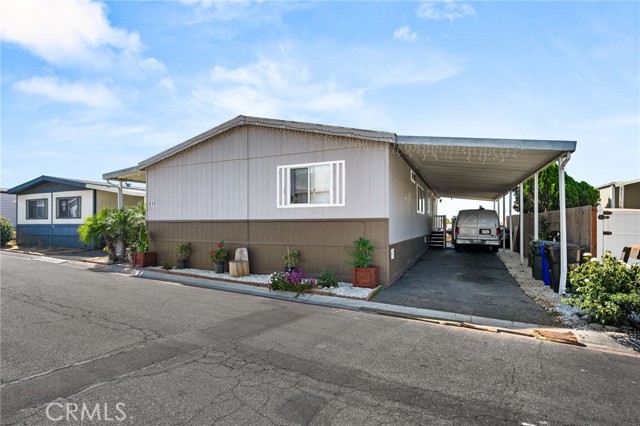 Detail Gallery Image 1 of 1 For 6130 Camino Real #311,  Jurupa Valley,  CA 92509 - 3 Beds | 2 Baths