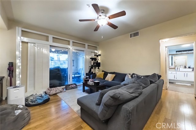 44770 Adam Lane, Temecula CA: https://media.crmls.org/medias/7b512371-c685-419f-b0cc-3f8a595f352a.jpg