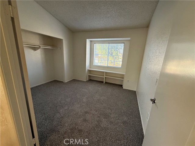 Detail Gallery Image 11 of 18 For 5126 Karling Pl, Palmdale,  CA 93552 - 4 Beds | 2/1 Baths