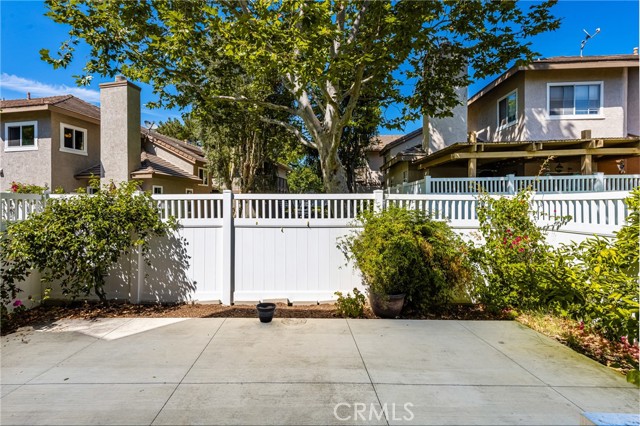 24343 Landover Road, Laguna Hills CA: https://media.crmls.org/medias/7b529a9f-03cd-4864-81f4-4171a0977bae.jpg