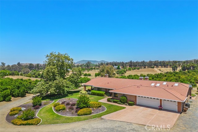 Detail Gallery Image 4 of 72 For 39280 Camino Del Vino, Temecula,  CA 92592 - 4 Beds | 4/2 Baths