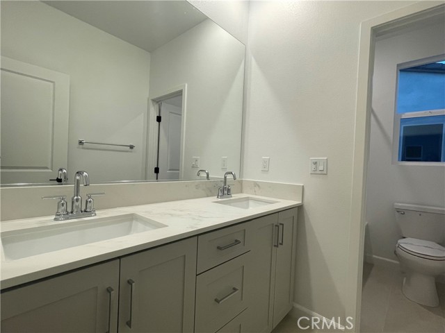 Detail Gallery Image 15 of 24 For 115 Metz, Oceanside,  CA 92057 - 4 Beds | 2/1 Baths