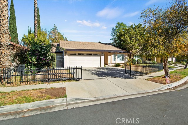 Front Image Thumbnail for CRBB25250223