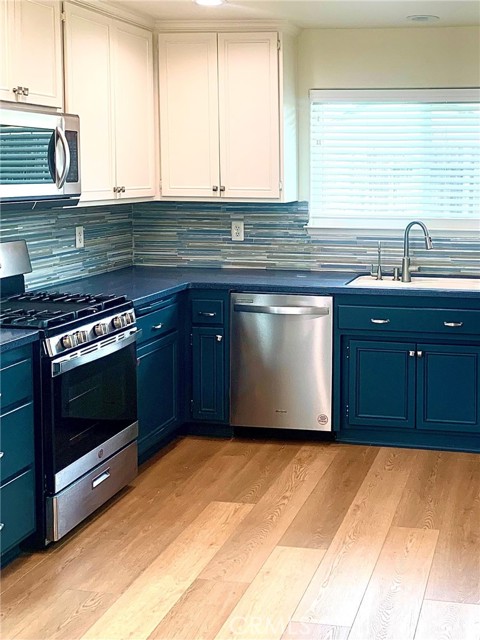 Detail Gallery Image 5 of 17 For 1720 Stillwater Ct, Paso Robles,  CA 93446 - 5 Beds | 3 Baths