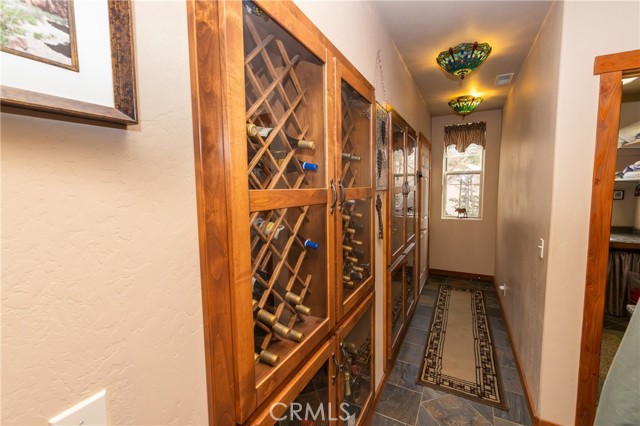 Detail Gallery Image 27 of 44 For 39255 Seminole, Fawnskin,  CA 92333 - 5 Beds | 4/1 Baths