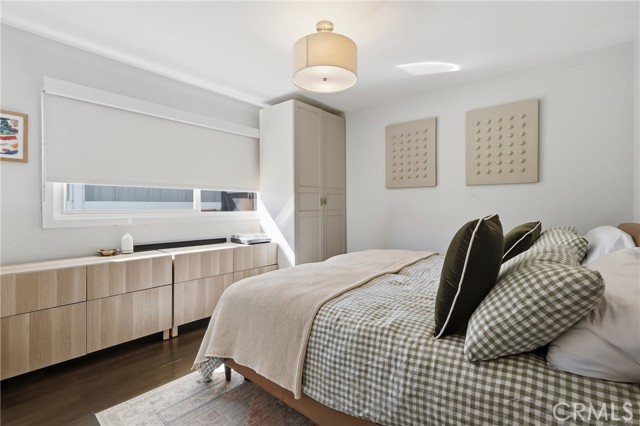16914 Budlong photo 10