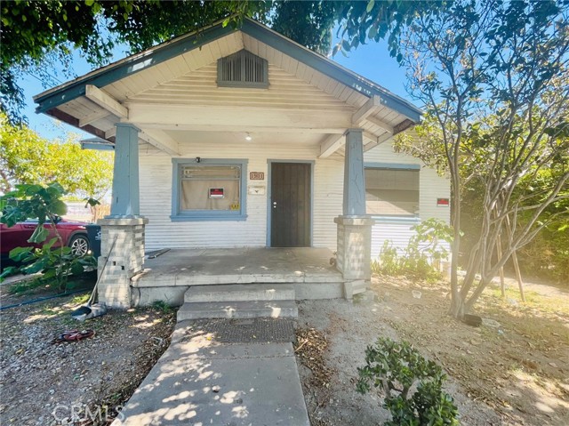 1901 S Broadway, Santa Ana CA: https://media.crmls.org/medias/7b565ad7-605f-44fa-935f-a2857a34284f.jpg