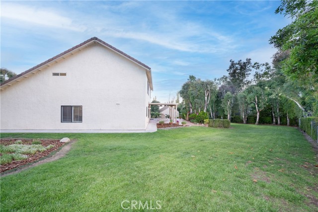 10154 Whispering Forest Drive, Rancho Cucamonga CA: https://media.crmls.org/medias/7b567392-e9f1-4157-9307-629ae07c6631.jpg