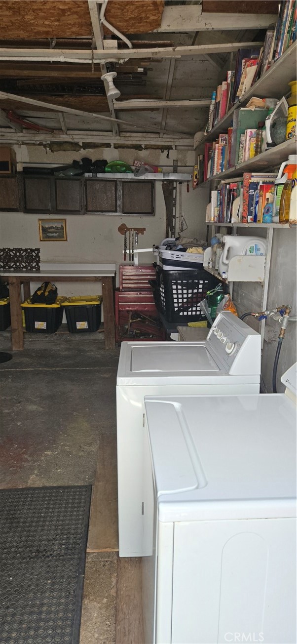 7503 Aqueduct Avenue, Van Nuys CA: https://media.crmls.org/medias/7b56ac3f-eef7-4916-b8ac-4105612ad508.jpg
