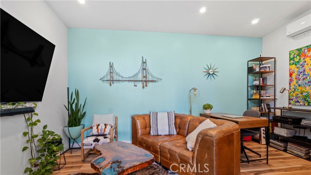 Detail Gallery Image 30 of 38 For 5323 Arlington Ave, Los Angeles,  CA 90043 - 3 Beds | 3 Baths