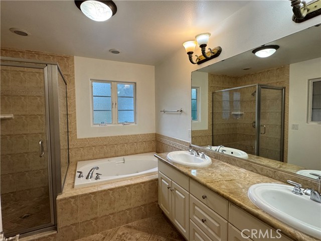 Detail Gallery Image 7 of 14 For 824 Ocean View, Monrovia,  CA 91016 - 4 Beds | 3/1 Baths