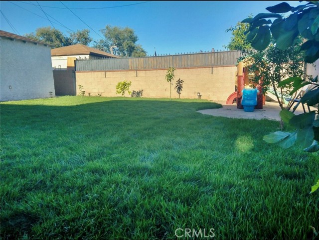 Detail Gallery Image 2 of 19 For 13408 S Catalina Ave, Gardena,  CA 90247 - 3 Beds | 1 Baths