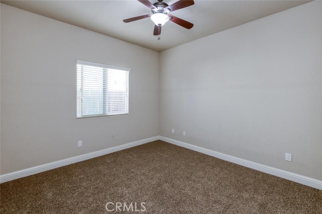 Detail Gallery Image 20 of 33 For 6808 W Lucas Dr, Fresno,  CA 93722 - 3 Beds | 2 Baths