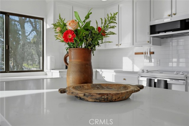 Detail Gallery Image 23 of 55 For 10727 E Highway 20, Clearlake Oaks,  CA 95423 - 3 Beds | 3 Baths