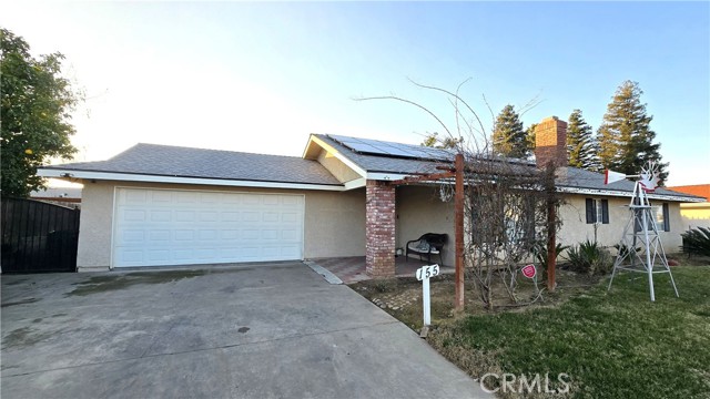 Detail Gallery Image 3 of 27 For 155 N Haney Ave, Reedley,  CA 93654 - 3 Beds | 2 Baths