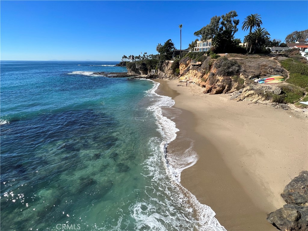 691 Cliff Drive