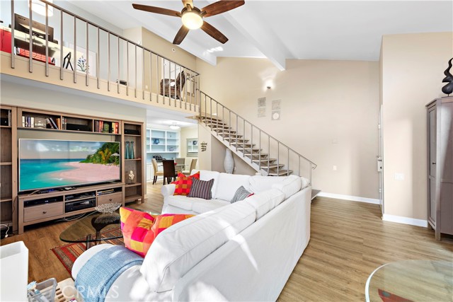 2077 Ronda Granada, Laguna Woods CA: https://media.crmls.org/medias/7b598a8c-c157-4844-9bc6-fbee8d7d5203.jpg