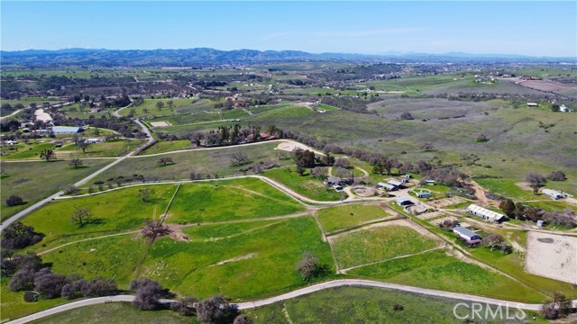 Detail Gallery Image 30 of 74 For 6060 Linne Rd, Paso Robles,  CA 93446 - 4 Beds | 4 Baths