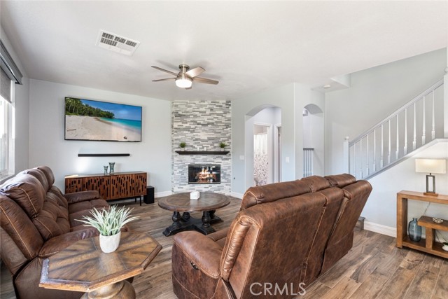 Image 20 of 71 For 41943 Niblick Road