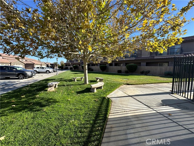 Detail Gallery Image 60 of 63 For 14193 Jicarilla Rd #302,  Apple Valley,  CA 92307 - 3 Beds | 2/1 Baths