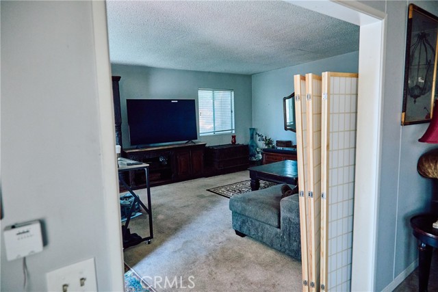 Detail Gallery Image 66 of 72 For 27424 Homyr Pl, Canyon Country,  CA 91351 - 3 Beds | 3 Baths