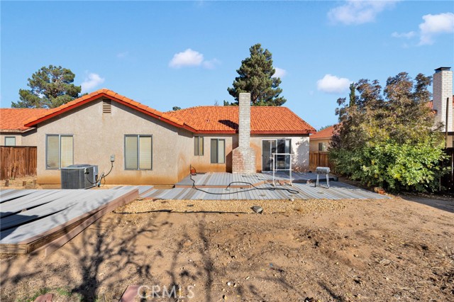 11117 Villa, Adelanto CA: https://media.crmls.org/medias/7b5d12f2-22d9-487b-bf1e-77fe362bd764.jpg