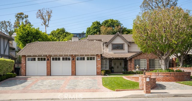 Front Image Thumbnail for CROC26086514