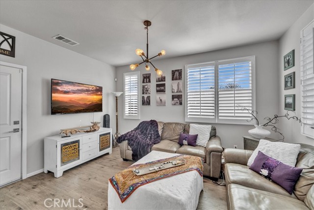 Detail Gallery Image 19 of 33 For 1038 Savi Dr #101,  Corona,  CA 92878 - 3 Beds | 2/2 Baths