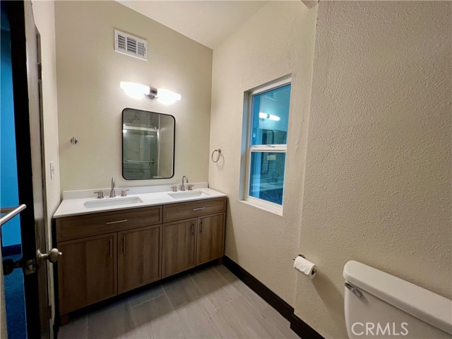 Detail Gallery Image 7 of 21 For 905 E Myrtle St, Hanford,  CA 93230 - 3 Beds | 2 Baths