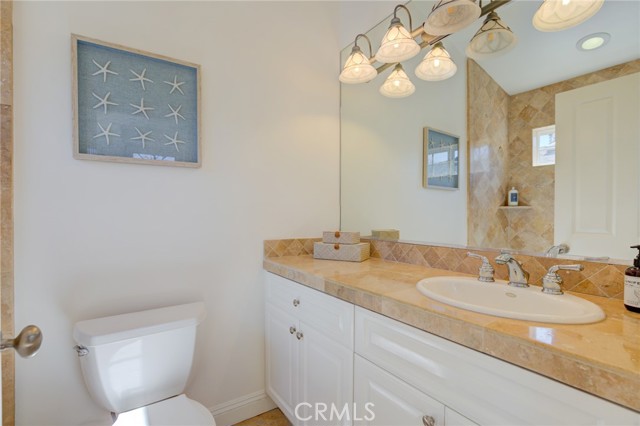 2905 Poinsettia Avenue, Manhattan Beach, California 90266, 5 Bedrooms Bedrooms, ,4 BathroomsBathrooms,Residential,Sold,Poinsettia,SB22039564