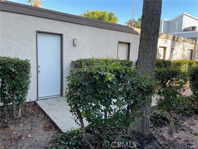 Detail Gallery Image 18 of 20 For 10001 Topanga Canyon Blvd #17,  Chatsworth,  CA 91311 - 3 Beds | 2/1 Baths