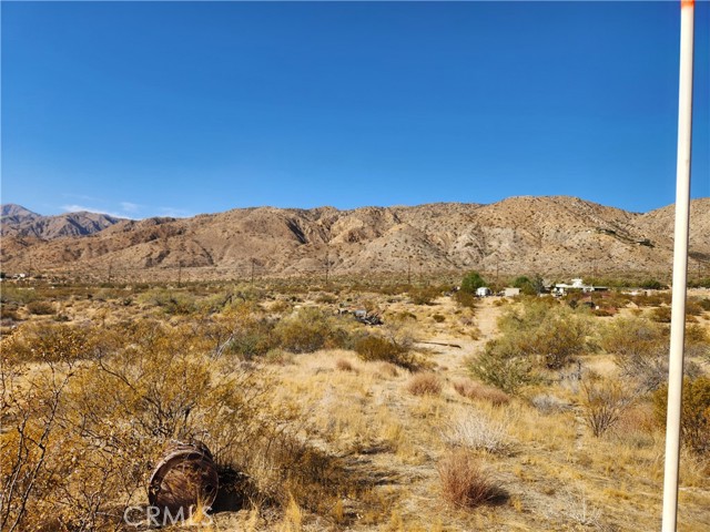 Detail Gallery Image 11 of 18 For 29 Palms Hwy, Morongo Valley,  CA 92256 - – Beds | – Baths
