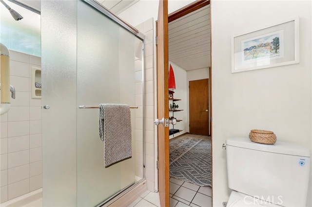 Detail Gallery Image 15 of 56 For 1074 N Granada, Orange,  CA 92869 - 5 Beds | 2 Baths