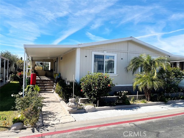 Detail Gallery Image 2 of 33 For 17400 Valley Blvd #66,  Fontana,  CA 92335 - 3 Beds | 2 Baths