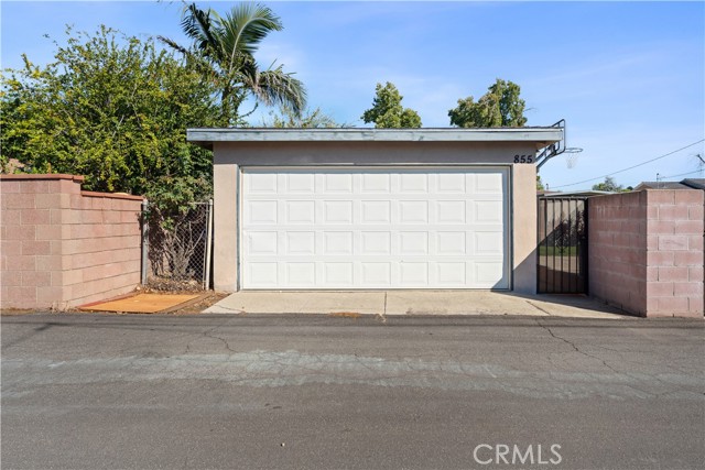 Detail Gallery Image 48 of 49 For 855 N 3rd, Upland,  CA 91786 - 3 Beds | 2 Baths