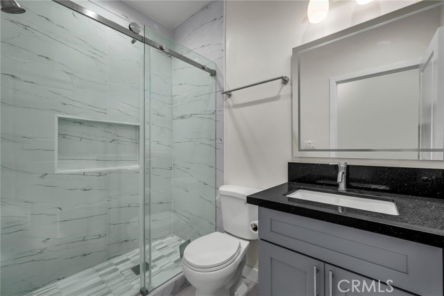 Detail Gallery Image 9 of 14 For 1509 W 87th, Los Angeles,  CA 90047 - 2 Beds | 2 Baths