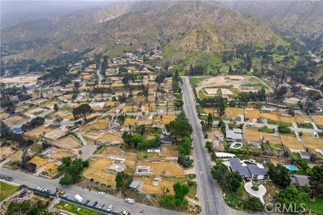 3257 Lake Avenue, Altadena CA: https://media.crmls.org/medias/7b6459bc-e750-4af7-8151-030791dae048.jpg