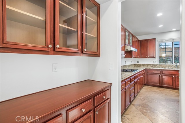 Detail Gallery Image 12 of 58 For 13569 Meadowlands Ct, Moreno Valley,  CA 92555 - 5 Beds | 2/1 Baths