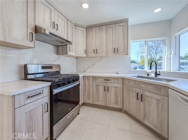 Detail Gallery Image 11 of 36 For 3045 Casa Loma, San Bernardino,  CA 92404 - 3 Beds | 2 Baths