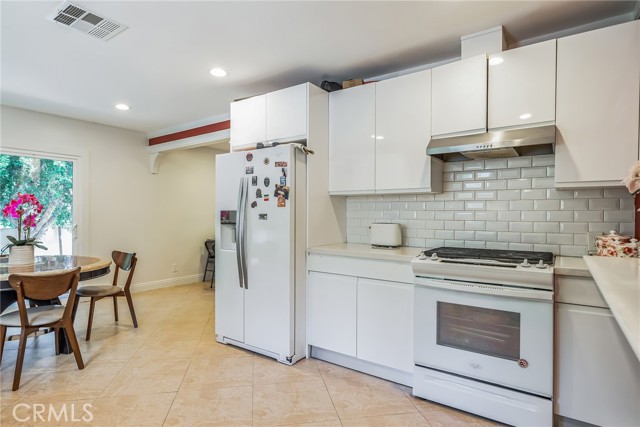 5145 Canoga Avenue, Woodland Hills, CA, 91364 5145 Canoga Avenue, Woodland Hills, CA, 91364
