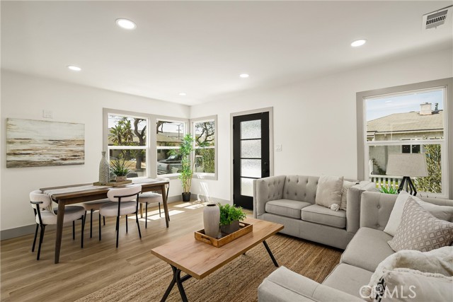 2510 Termino Avenue, Long Beach CA: https://media.crmls.org/medias/7b66af93-2f8b-40d0-9008-d77797aebdfb.jpg