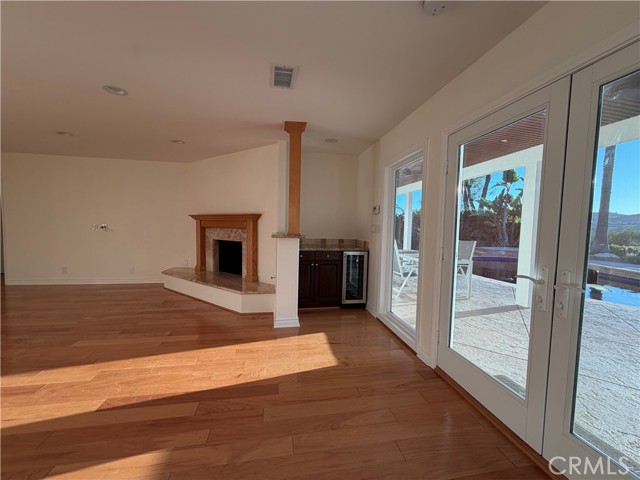 23937 Pentland Street photo 7