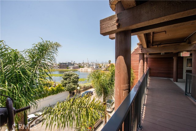 Detail Gallery Image 31 of 37 For 4050 via Dolce #341,  Marina Del Rey,  CA 90292 - 4 Beds | 3/1 Baths