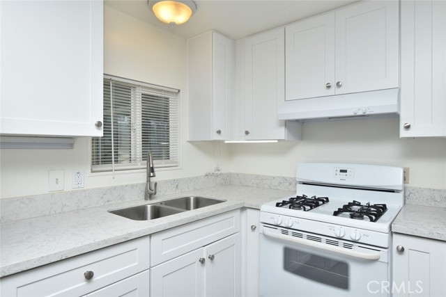 Detail Gallery Image 5 of 18 For 1255 Orcutt Rd #B22,  San Luis Obispo,  CA 93401 - 2 Beds | 1/1 Baths
