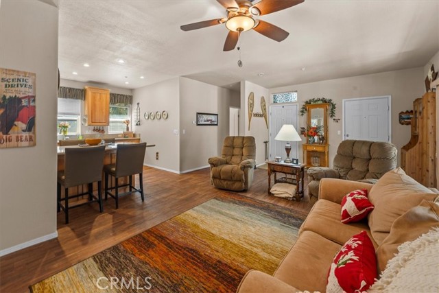 Detail Gallery Image 6 of 28 For 775 Riverside Ave, Sugarloaf,  CA 92386 - 3 Beds | 2 Baths