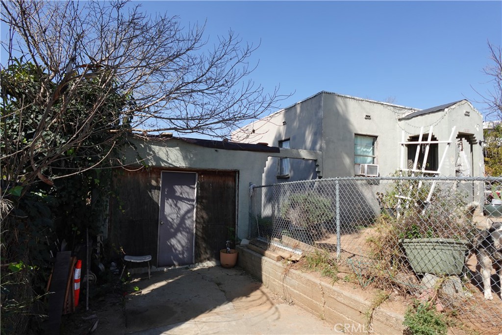 1023 De Garmo Drive