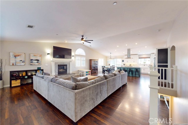 200 Cyclone Street, Nipomo CA: https://media.crmls.org/medias/7b6943bb-f3fb-4ea7-8adb-ea9d63afed92.jpg
