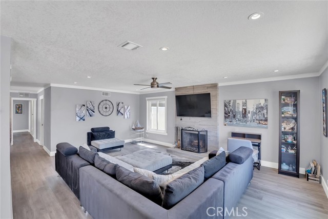 Detail Gallery Image 27 of 65 For 17267 Santa Isabel, Fountain Valley,  CA 92708 - 4 Beds | 2 Baths