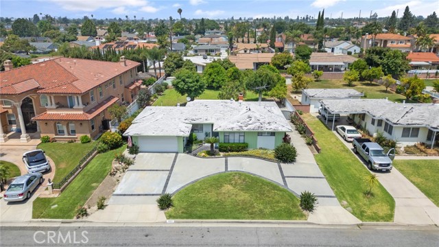 10261 Lesterford Avenue, Downey, California 90241, 3 Bedrooms Bedrooms, ,1 BathroomBathrooms,Single Family Residence,For Sale,Lesterford,PW24115266